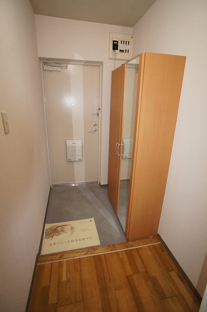 エムザ西貝 玄関