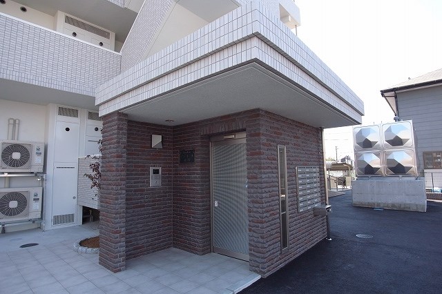 グランドール立野 エントランス