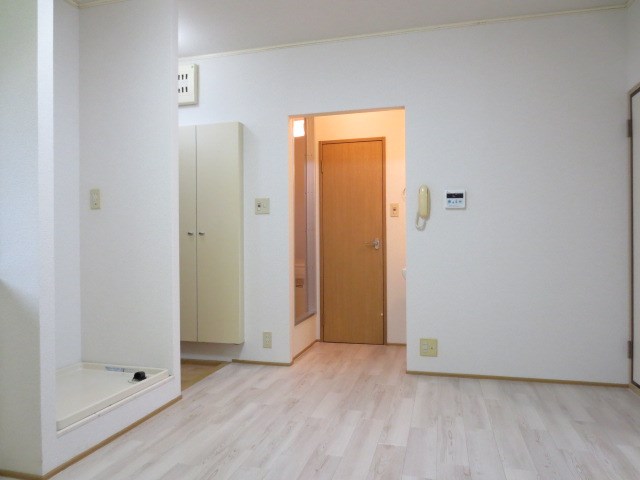メゾン伍番館 その他