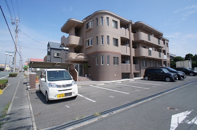 桜台マンション 駐車場
