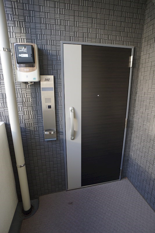 グラン　ルフレ蜆塚 玄関