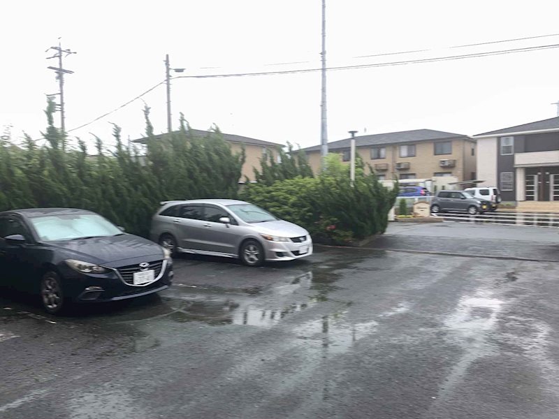 メゾンアスカ 駐車場