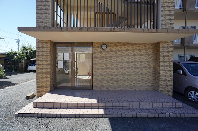 マンション歩 エントランス