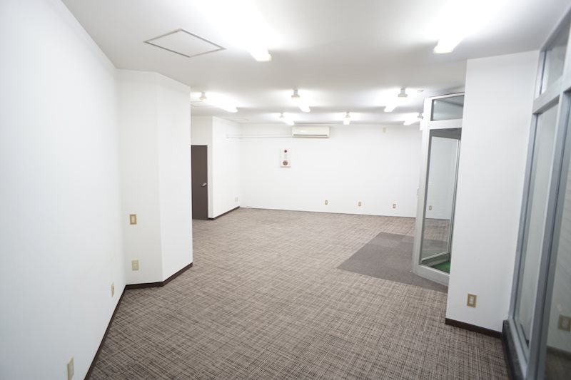 グレース名倉　貸店舗 玄関