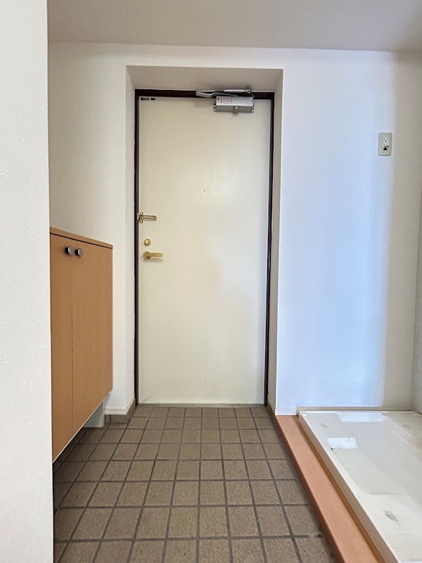 マイルストーン 玄関