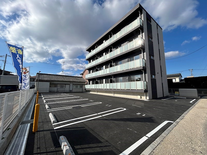 オランジュリー 駐車場