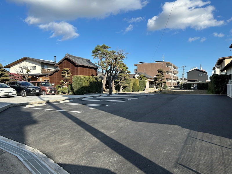 オランジュリー 駐車場