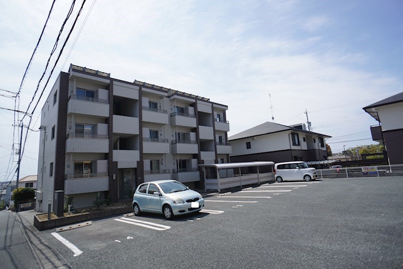 スマートライフ半田山 駐車場