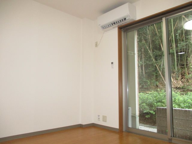 オリオンアパートメント リビング