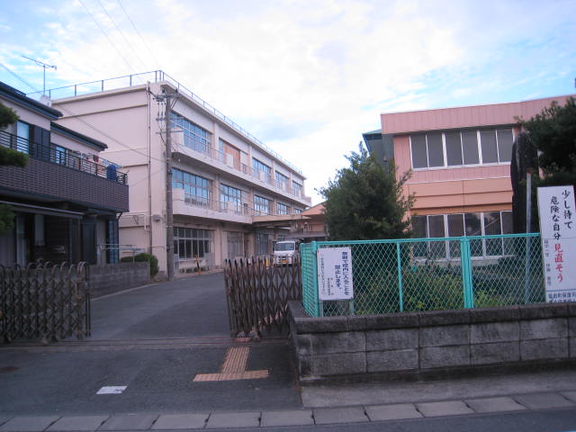 ビレッジハウス福田Ⅰ２号棟 小学校