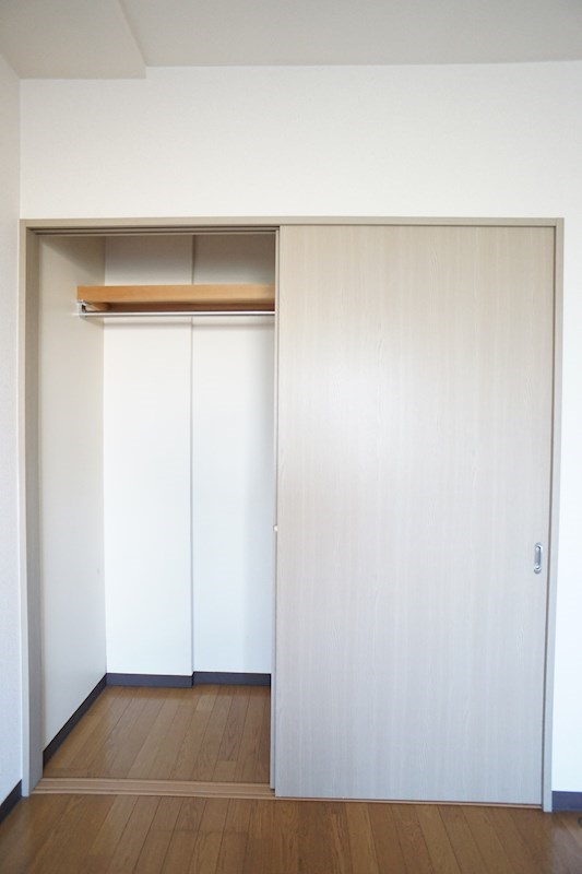セレス長坂 収納