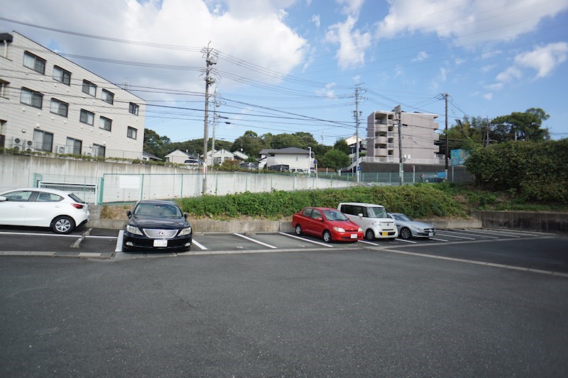 セレス長坂 駐車場