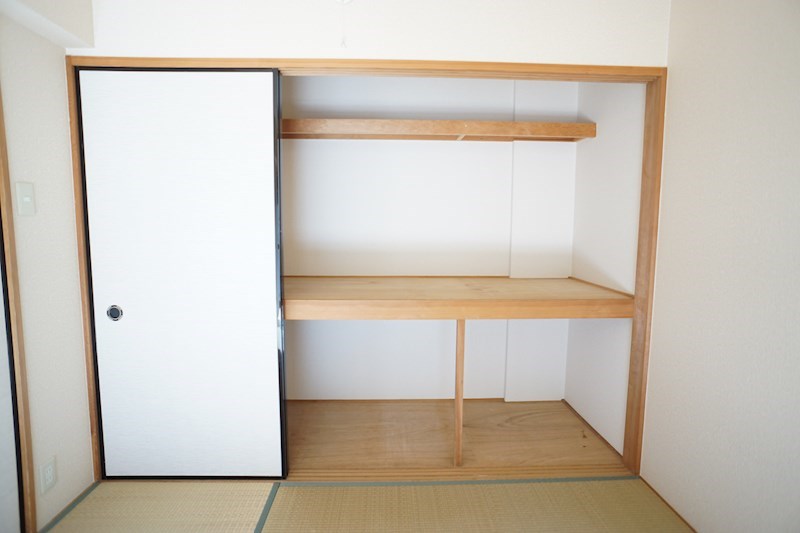 セレス長坂 収納