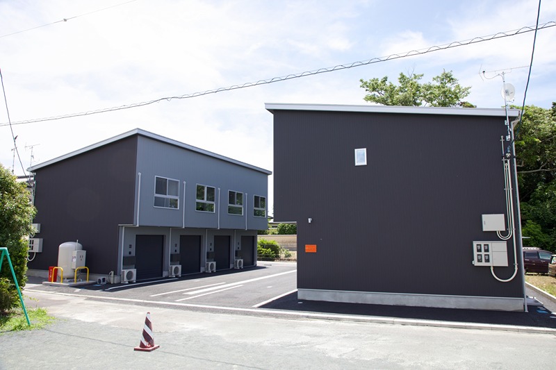 ホビープラスA 駐車場