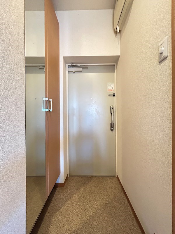 グラン　リヴァー 玄関