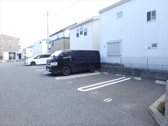 グレイスヴィラ 駐車場