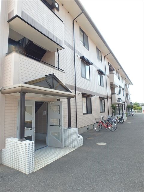 ヴァンベール富士美 エントランス