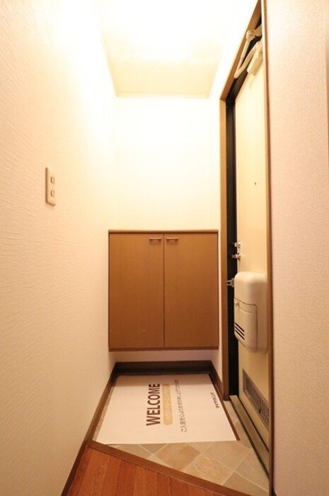 埼玉県さいたま市緑区原山４丁目 玄関