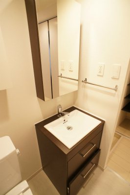 埼玉県さいたま市南区鹿手袋２丁目 洗面所