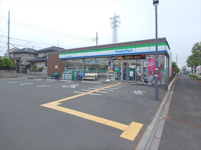埼玉県川口市柳崎３丁目 コンビニ