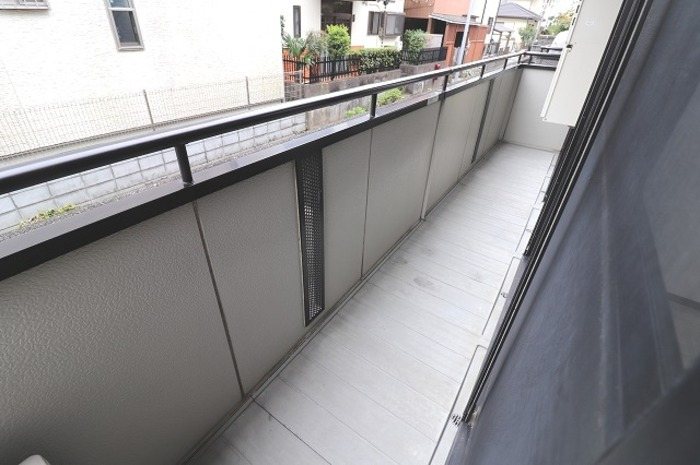 埼玉県さいたま市浦和区岸町１丁目 ベランダ