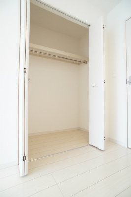 リブリ・六番館 収納