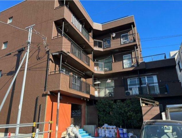 埼玉県さいたま市緑区原山１丁目 エントランス