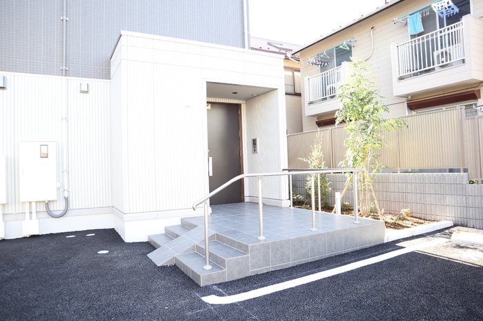 埼玉県戸田市喜沢１丁目 エントランス