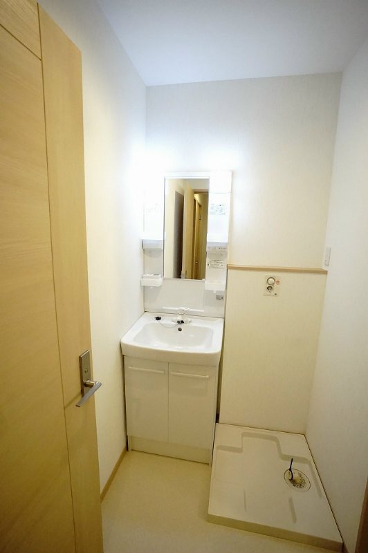 埼玉県蕨市塚越７丁目 洗面所