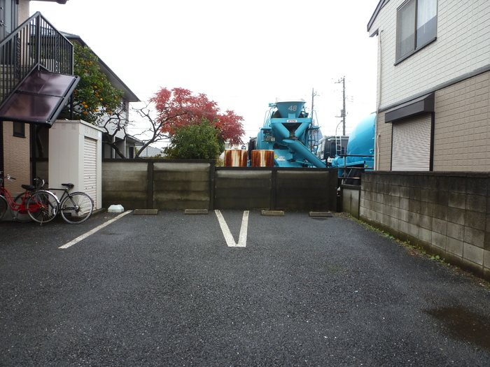 埼玉県戸田市新曽 駐車場