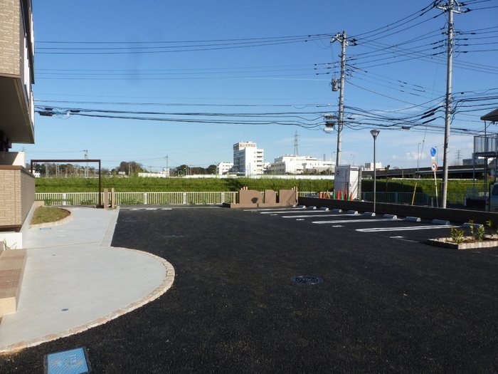 埼玉県川口市木曽呂 駐車場
