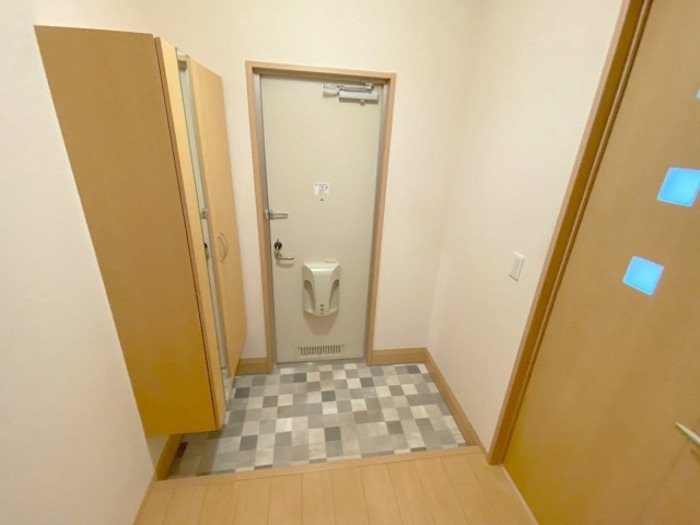 埼玉県さいたま市緑区中尾 玄関