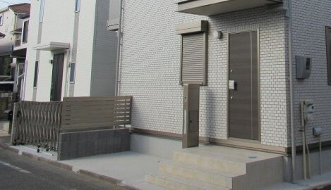 埼玉県蕨市南町４丁目 エントランス
