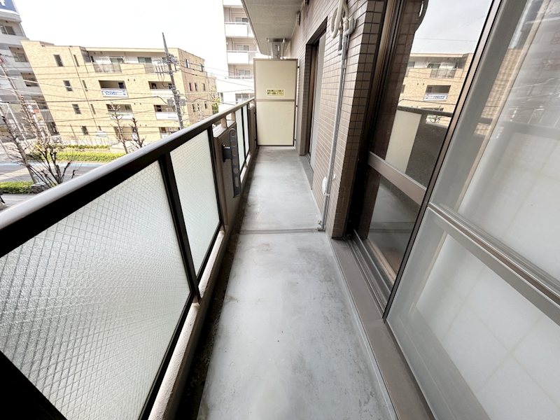 埼玉県さいたま市南区南本町１丁目 ベランダ