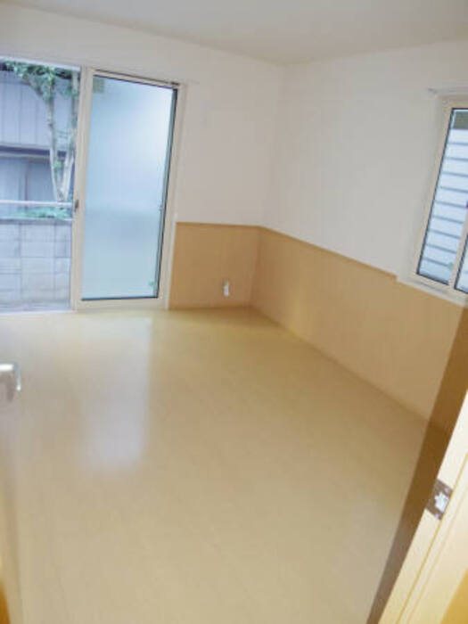 埼玉県川口市本前川１丁目 リビング