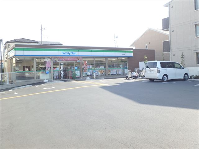 埼玉県川口市本前川３丁目 コンビニ