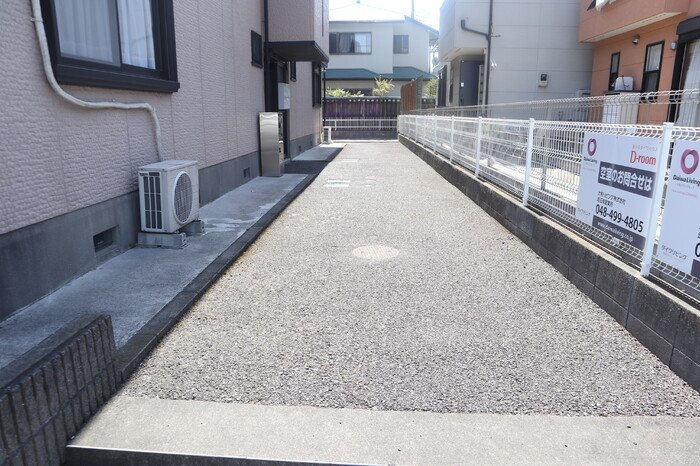埼玉県戸田市笹目５丁目 エントランス