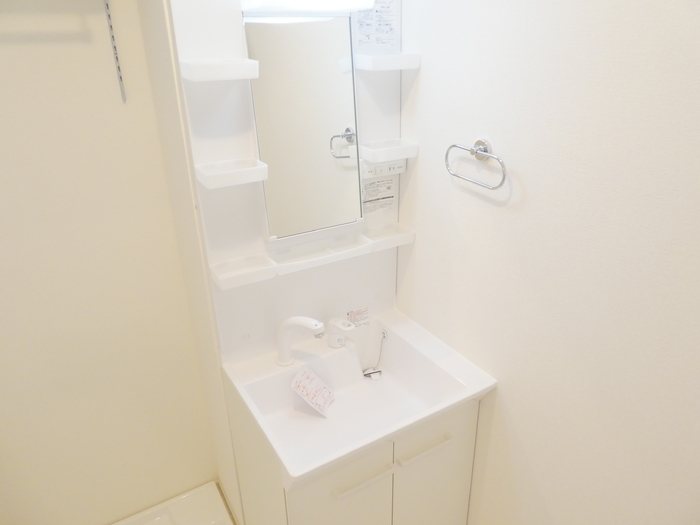 埼玉県蕨市錦町２丁目 洗面所