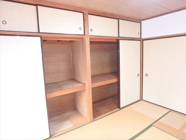 わらびサンハイツ 収納