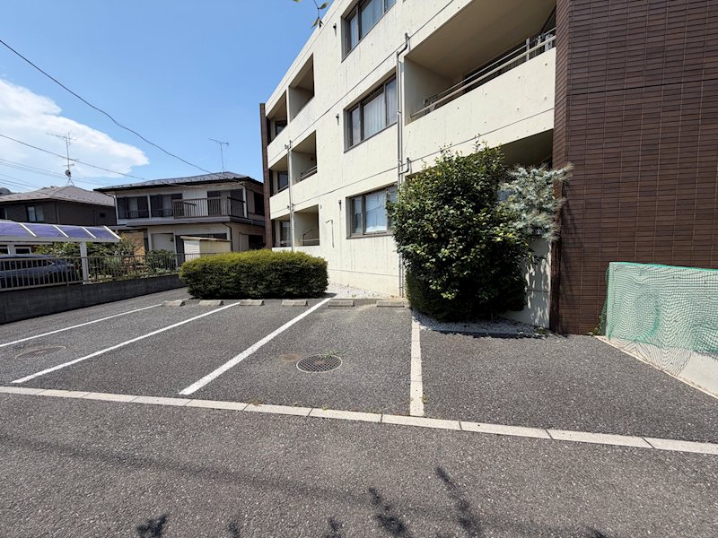 埼玉県さいたま市緑区東浦和９丁目 駐車場