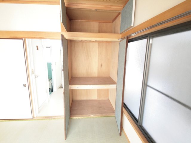 ファミールハイム 収納