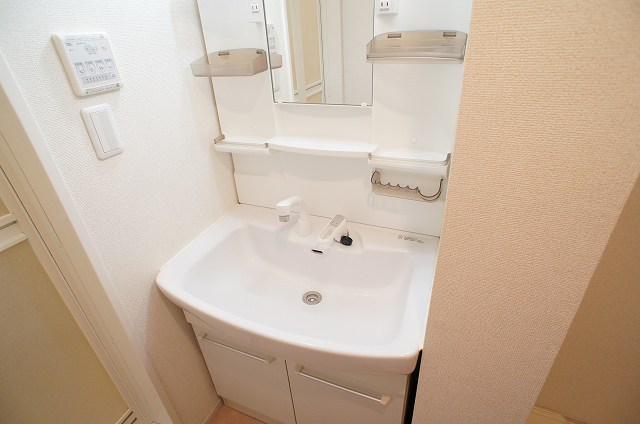 埼玉県川口市西川口３丁目 洗面所