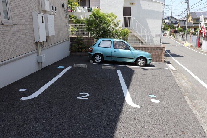 埼玉県さいたま市緑区東浦和７丁目 駐車場