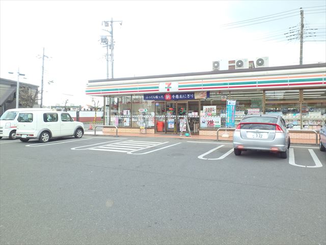 埼玉県さいたま市緑区東浦和７丁目 コンビニ