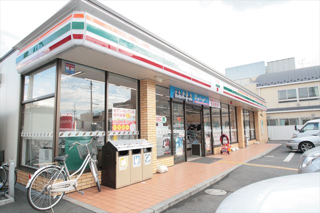 サンクレイドル南浦和コンフラット コンビニ