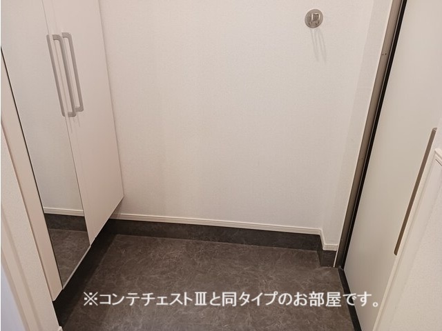 埼玉県さいたま市南区曲本２丁目 玄関