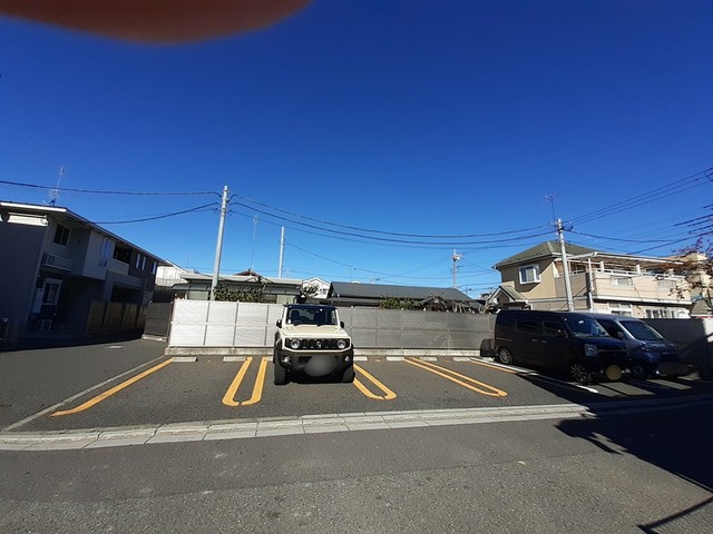 埼玉県さいたま市南区松本２丁目 駐車場