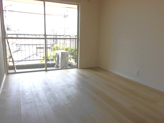 その他13