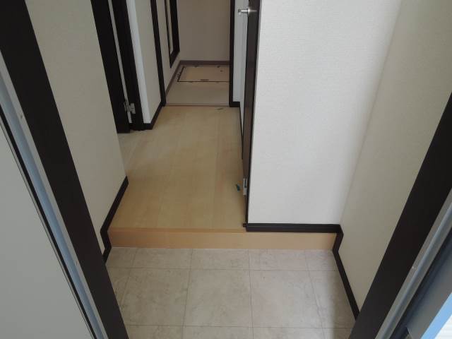 フジパレス北加賀屋ノース 玄関