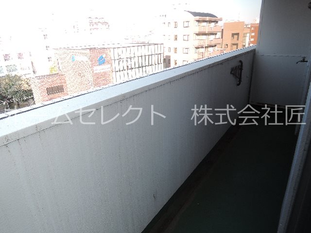 グランドコーポカトレア ベランダ